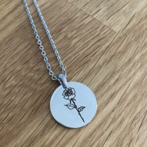 Collier fleur de naissance